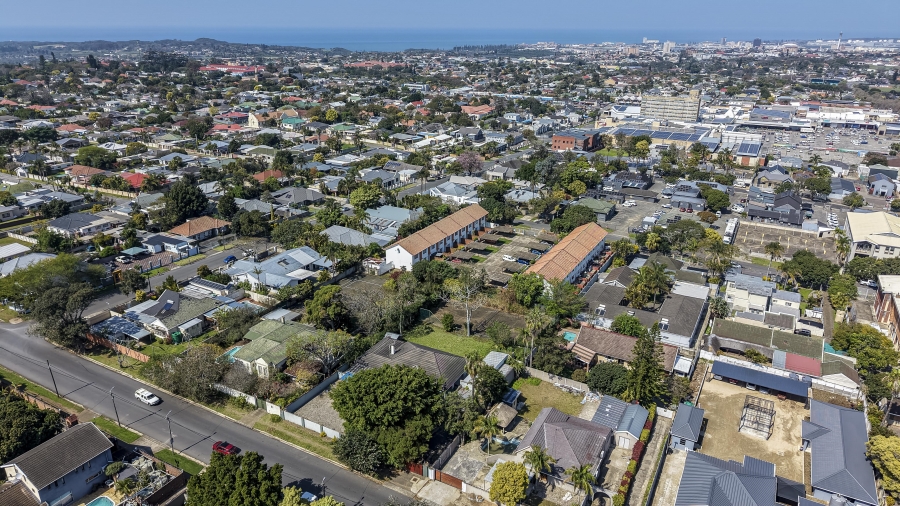 8 Bedroom Property for Sale in Vincent Eastern Cape